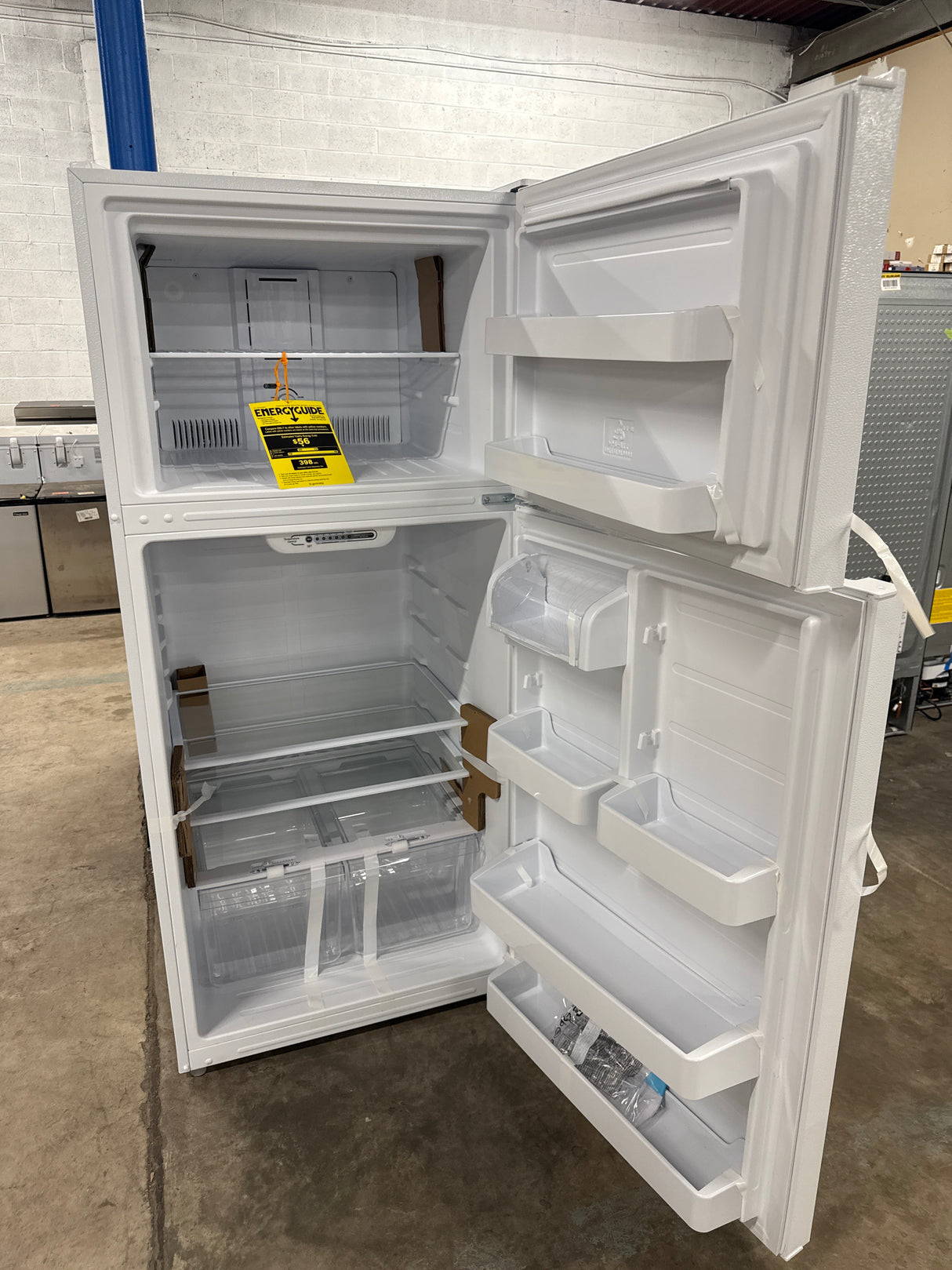 18 cu. ft. Top Freezer Refrigerator DOE in White