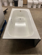 Maui 60 in. x 30 in. Soaking Bathtub with Right Drain in White