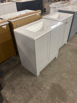30 in. W x 19 in. D x 33 in. H Single Sink Freestanding Bath Vanity in Pearl Gray with White Cultured Marble Top