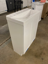 Penlee 25 in. Single Sink White Bath Vanity with White Cultured Marble Top (Assembled)