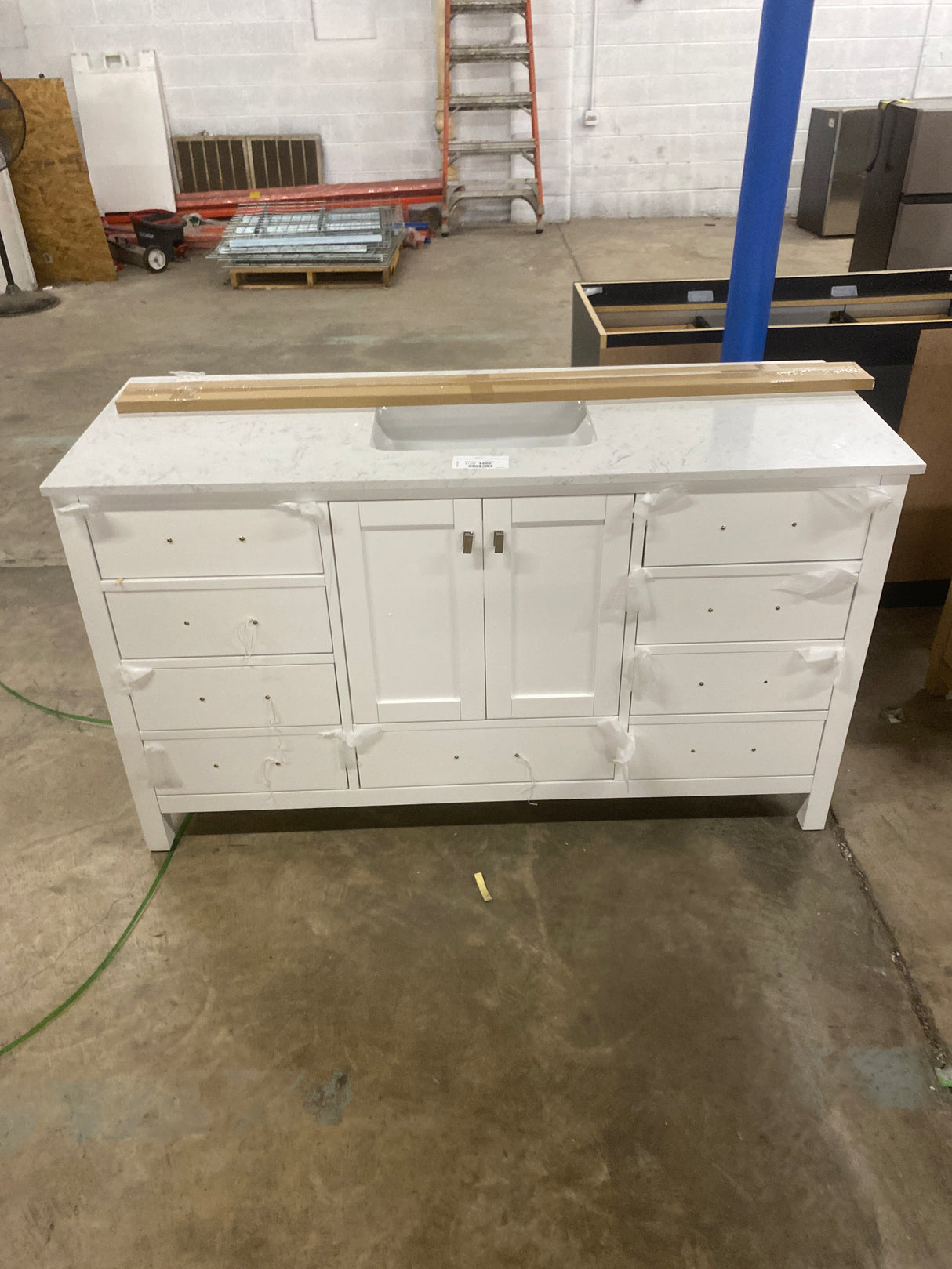 BathMist 60 in. W Single Sink Freestanding Bath Vanity in White with White Engineered Stone Top
