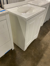 Everdean 25 in. W x 19 in. D x 34 in. H Single Sink Freestanding Bath Vanity in White with White Cultured Marble Top