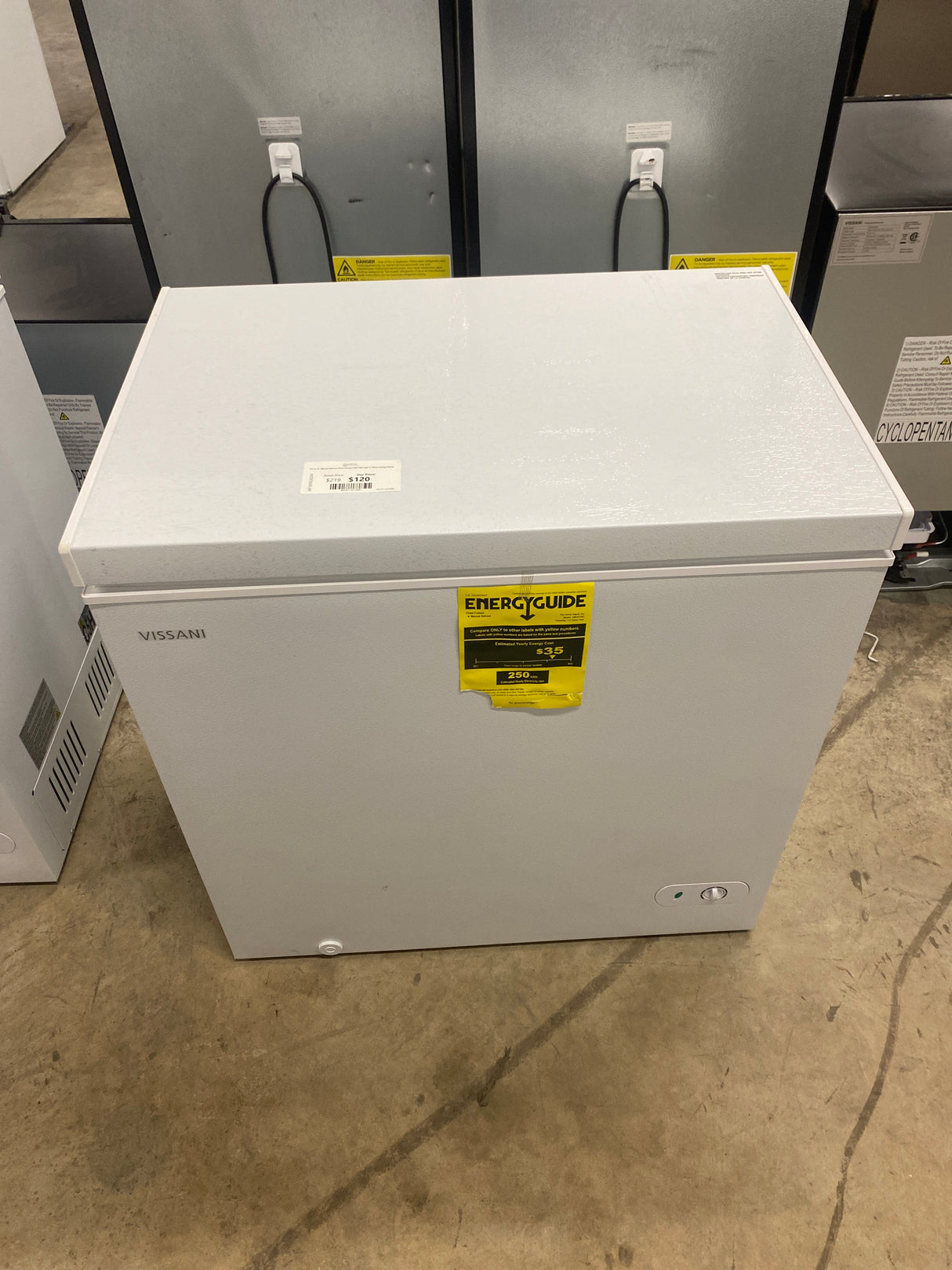 7.0 cu. ft. Manual Defrost Chest Freezer with LED Light in White Garage Ready