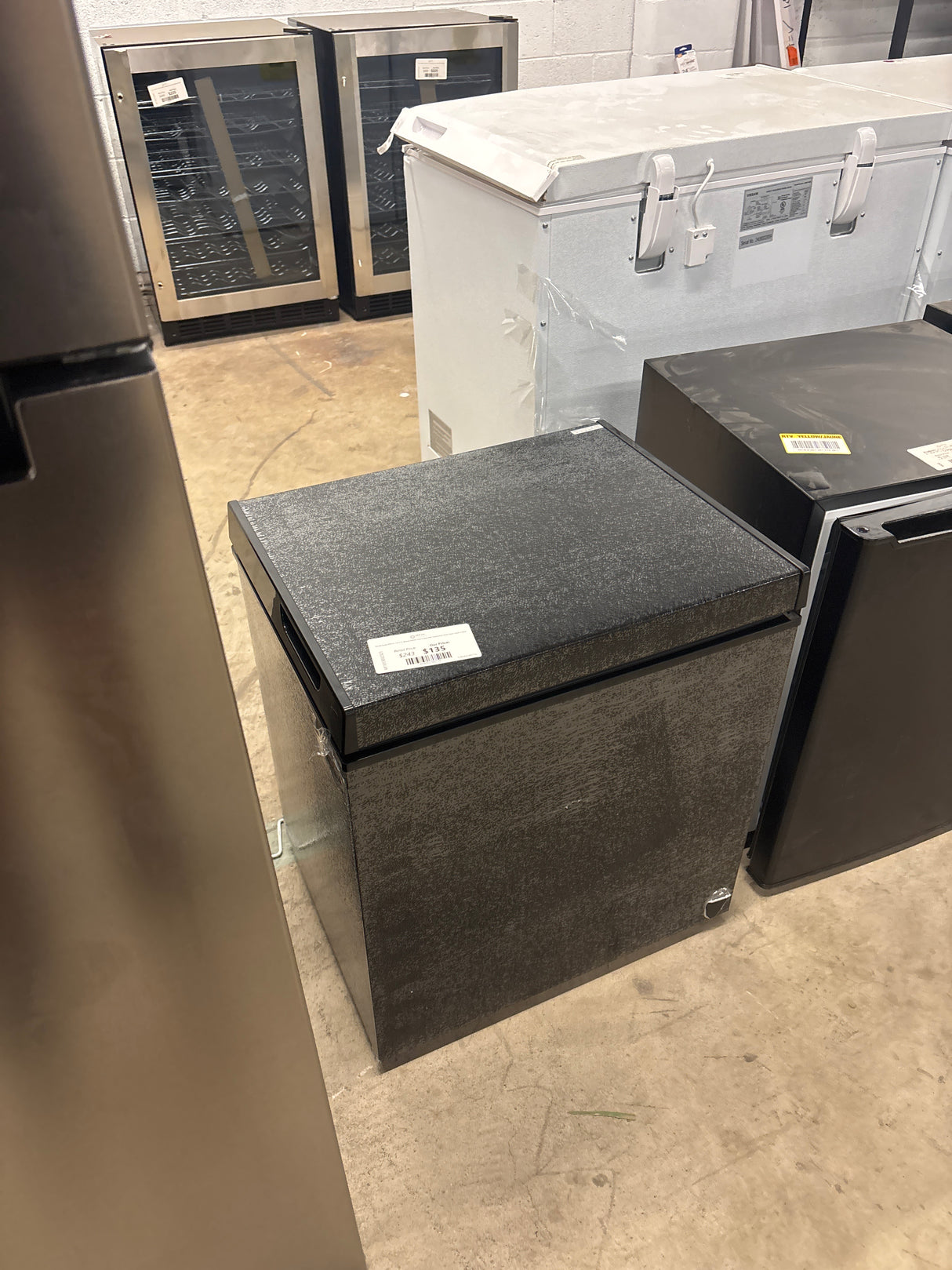 Garage Ready 20.67 in. 1.8 cu. ft. Manual Defrost Chest Freezer with Temperature Alarm Chest Freezer in Black