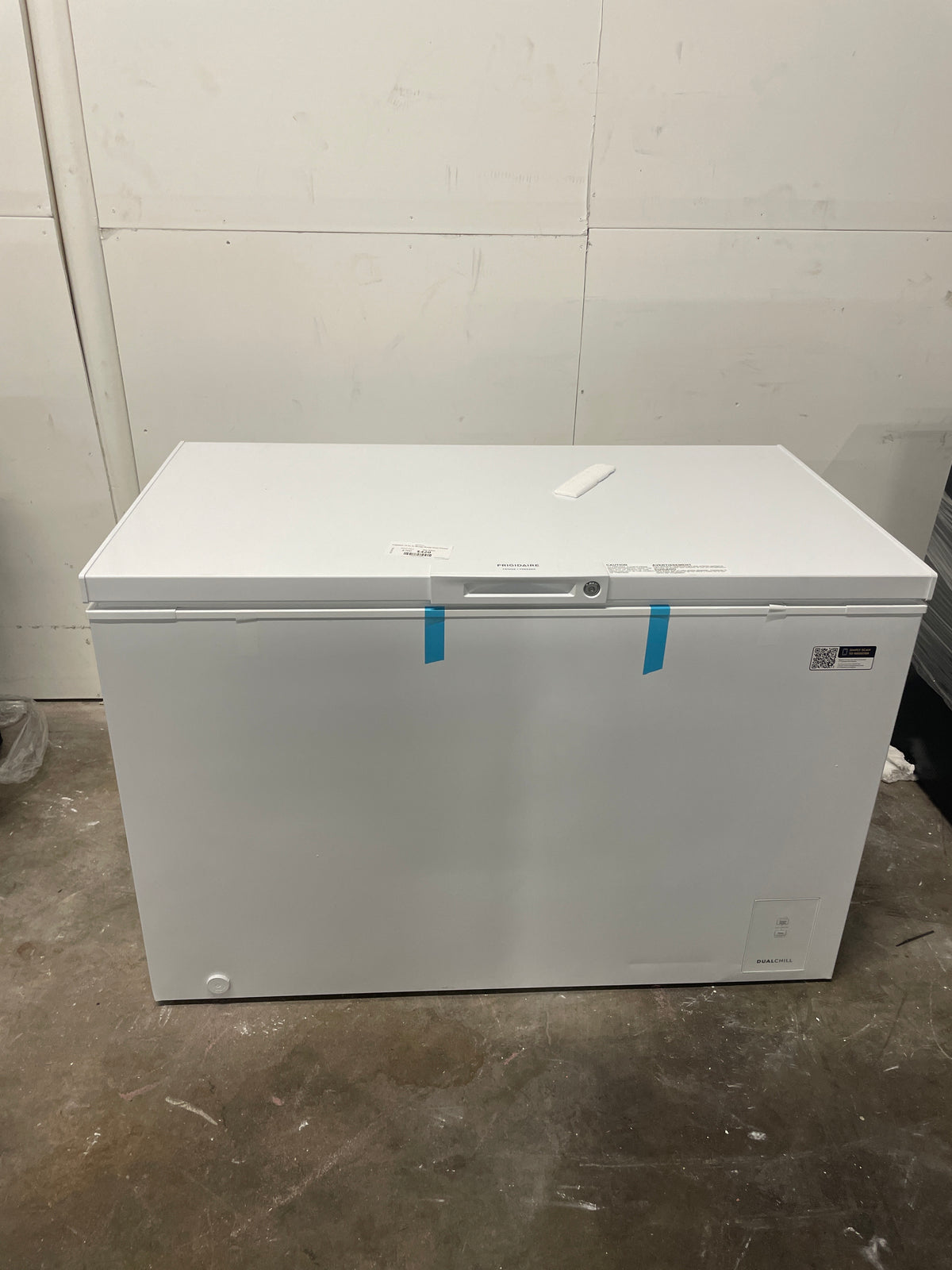 Frigidaire 15 cu. ft. Garage Ready Chest Freezer