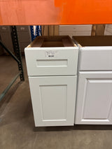 Newport 15 in. W x 24 in. D x 34.5 in. H Assembled Plywood Base Kitchen Cabinet in Pacific White with Soft Close RH