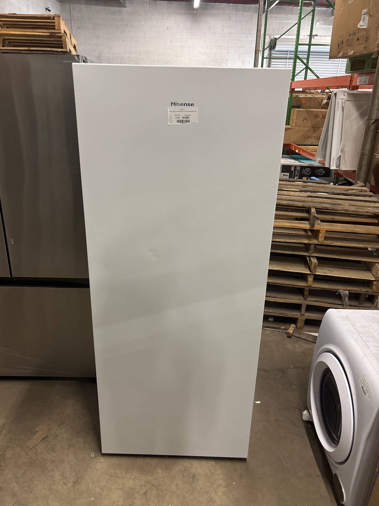 Hisense 13.6 cu. ft. Garage Ready Frost Free Convertible Upright Freezer