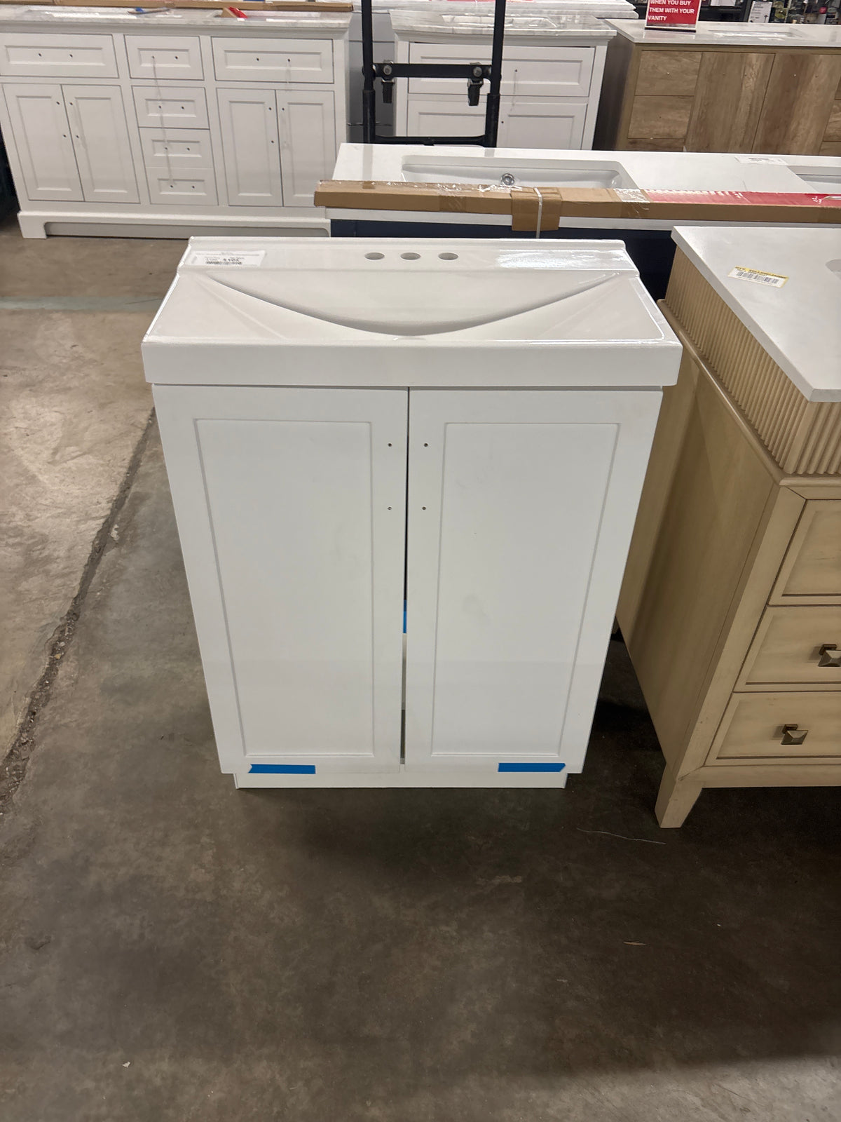 Penlee 25 in. Single Sink White Bath Vanity with White Cultured Marble Top (Assembled)