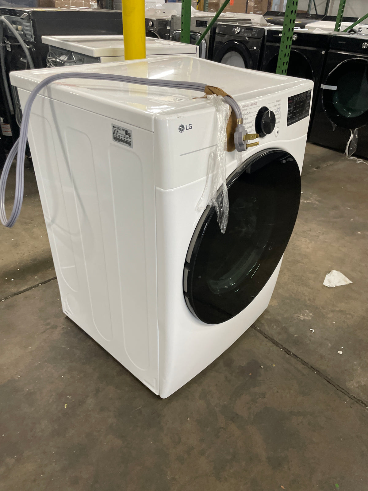 LG 7.4 cu. ft. ELECTRIC Dryer with TurboSteam and Built-In Intelligence
