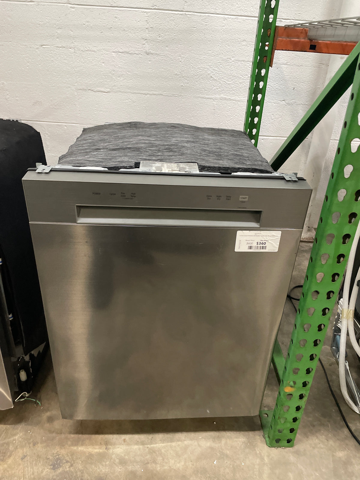 LG Front Control Dishwasher with NeveRust Stainless Steel Tub and Dynamic Dry