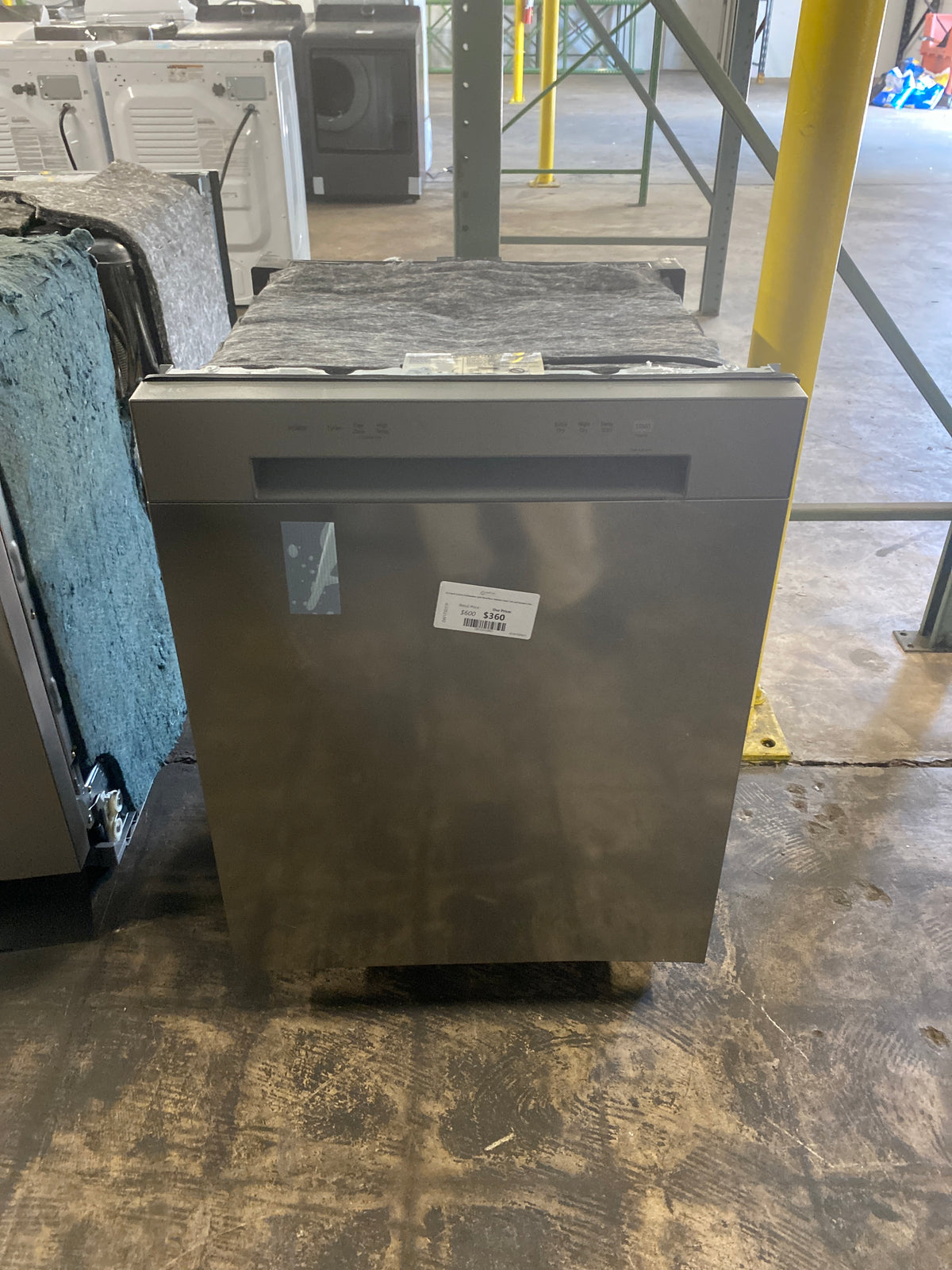 LG Front Control Dishwasher with NeveRust Stainless Steel Tub and Dynamic Dry