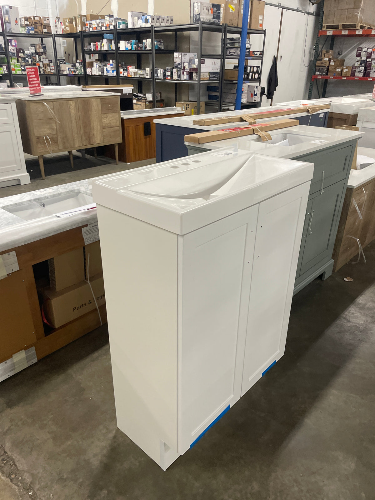 Penlee 25 in. Single Sink White Bath Vanity with White Cultured Marble Top (Assembled)