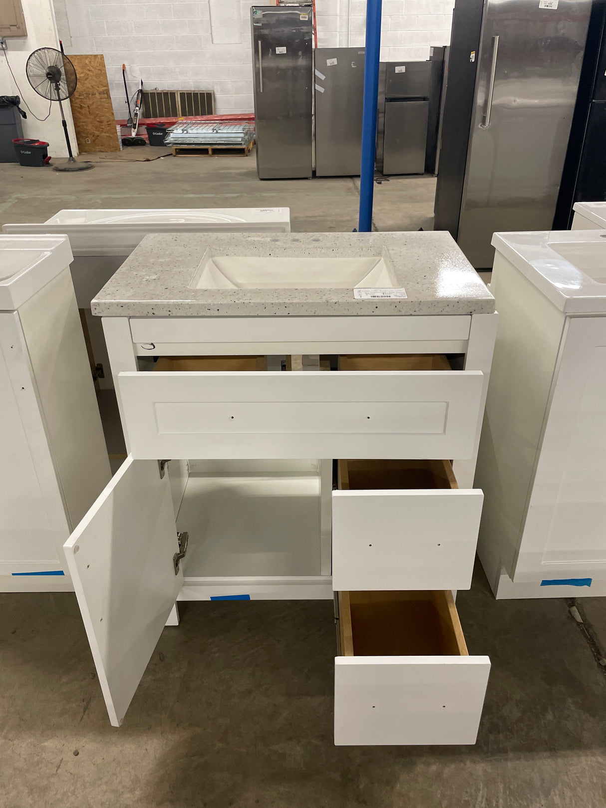 Clady 31 in. W x 19 in. D x 35 in. H Single Sink Freestanding Bath Vanity in White with Silver Ash Cultured Marble Top