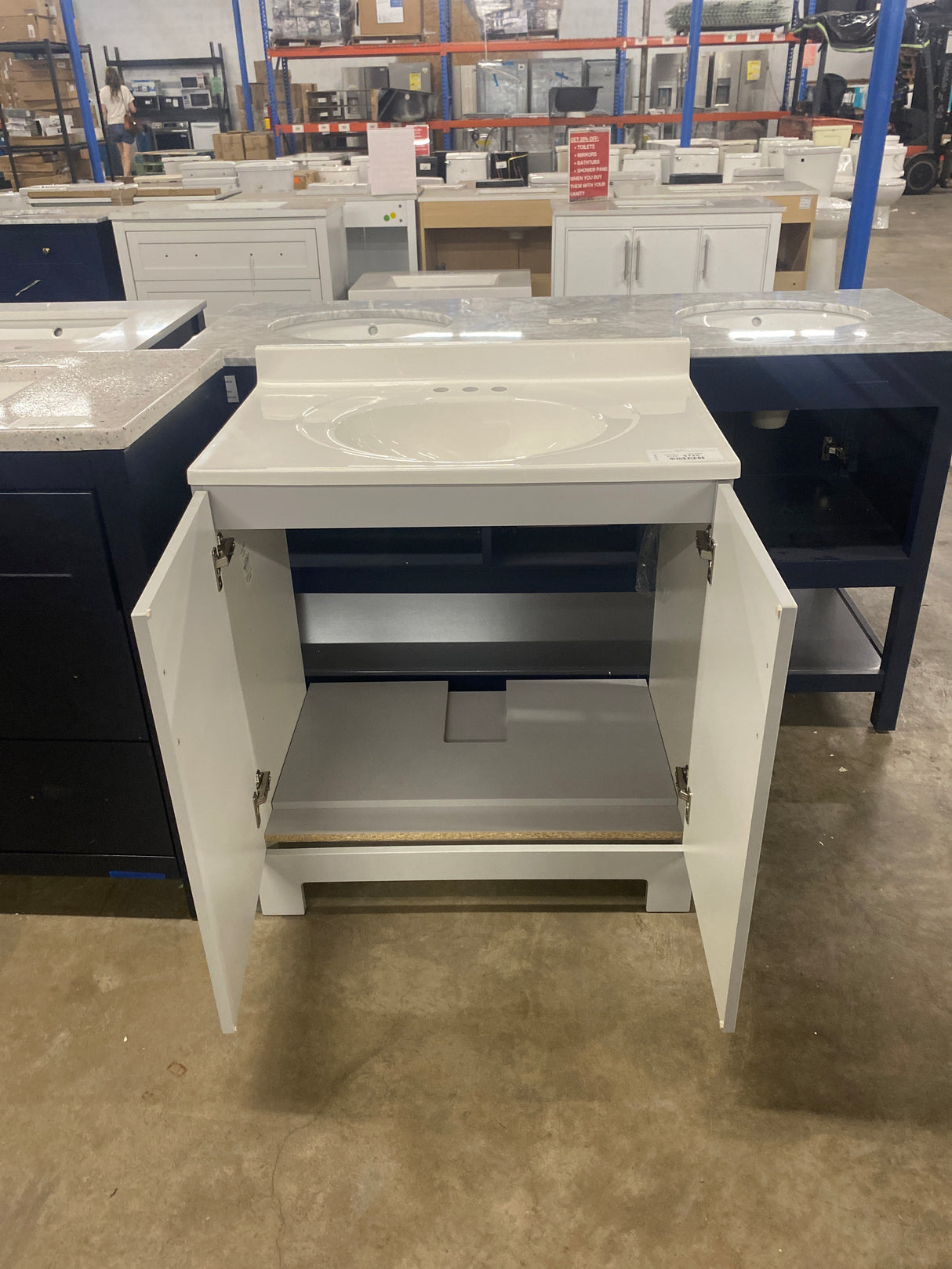 Oakley 31 in. Single Sink Pearl Gray Freestanding Bath Vanity with White Cultured Marble Top (Assembled)