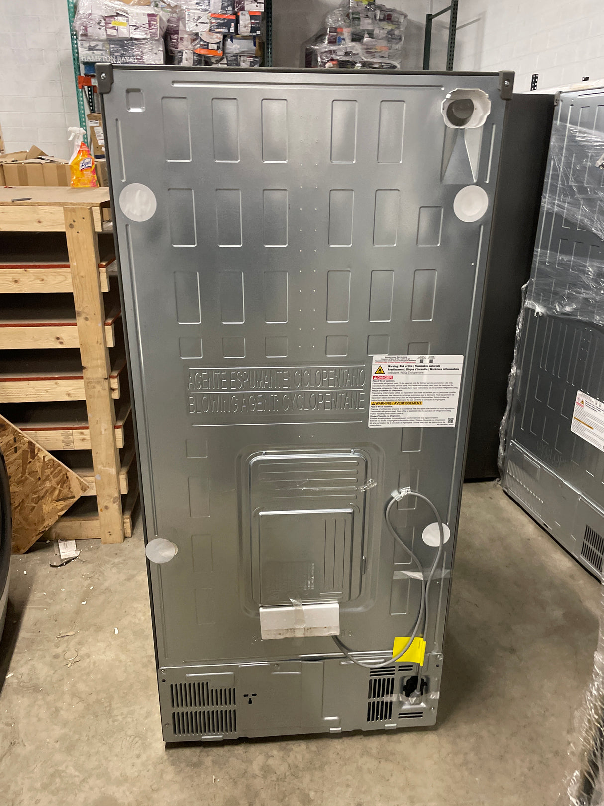 LG 20 cu. ft. Top Freezer Refrigerator