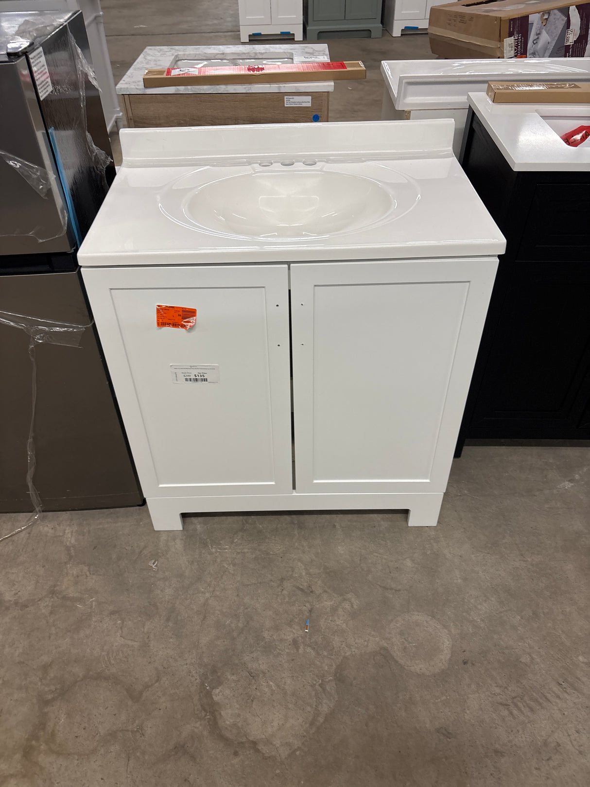 Oakley 31 in. Single Sink White Bath Vanity with White Cultured Marble Top (Assembled)