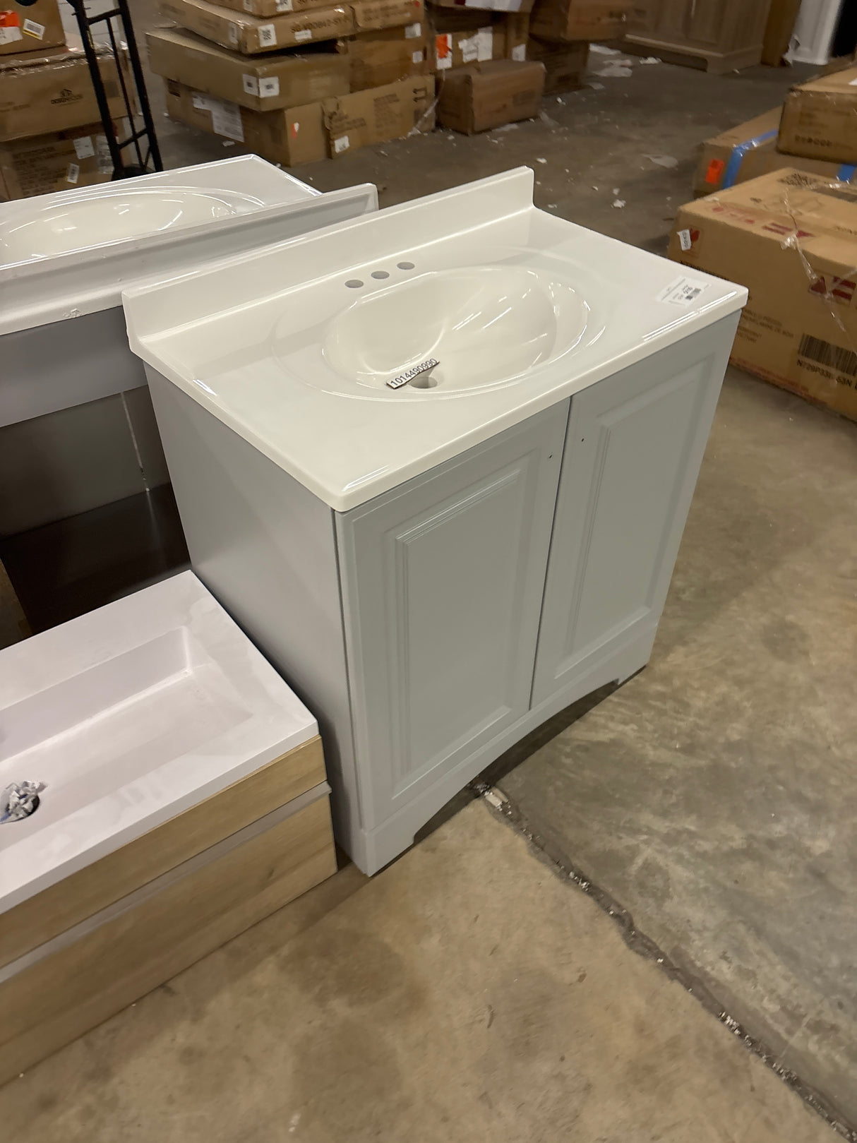31 in. Single Sink Pearl Gray Bath Vanity with White Cultured Marble Top (Assembled)