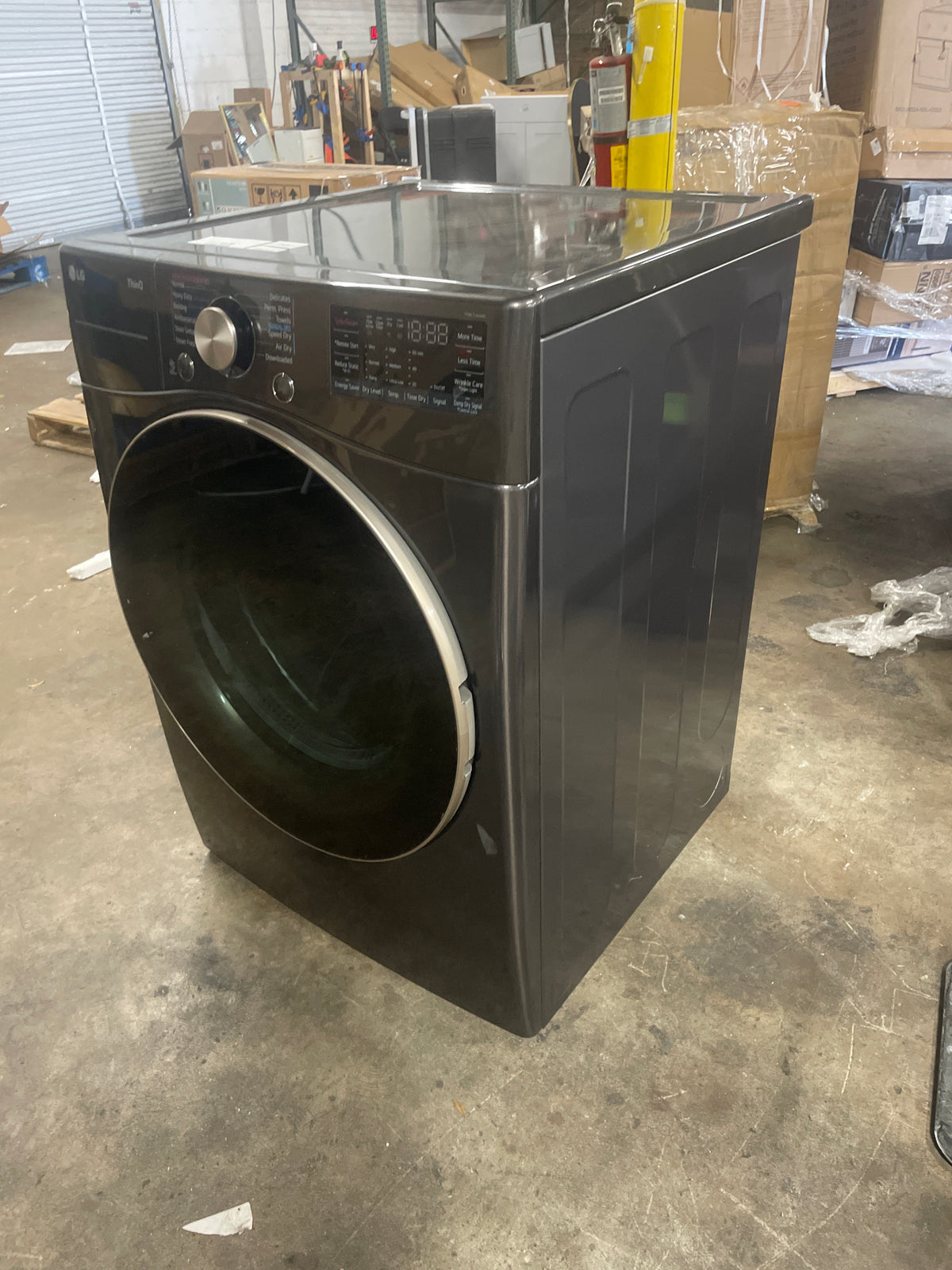 LG 7.4 cu. ft. Ultra Large Capacity Smart Wi-Fi Enabled Front Load ELECTRIC Dryer with TurboSteam and Built-In Intelligence