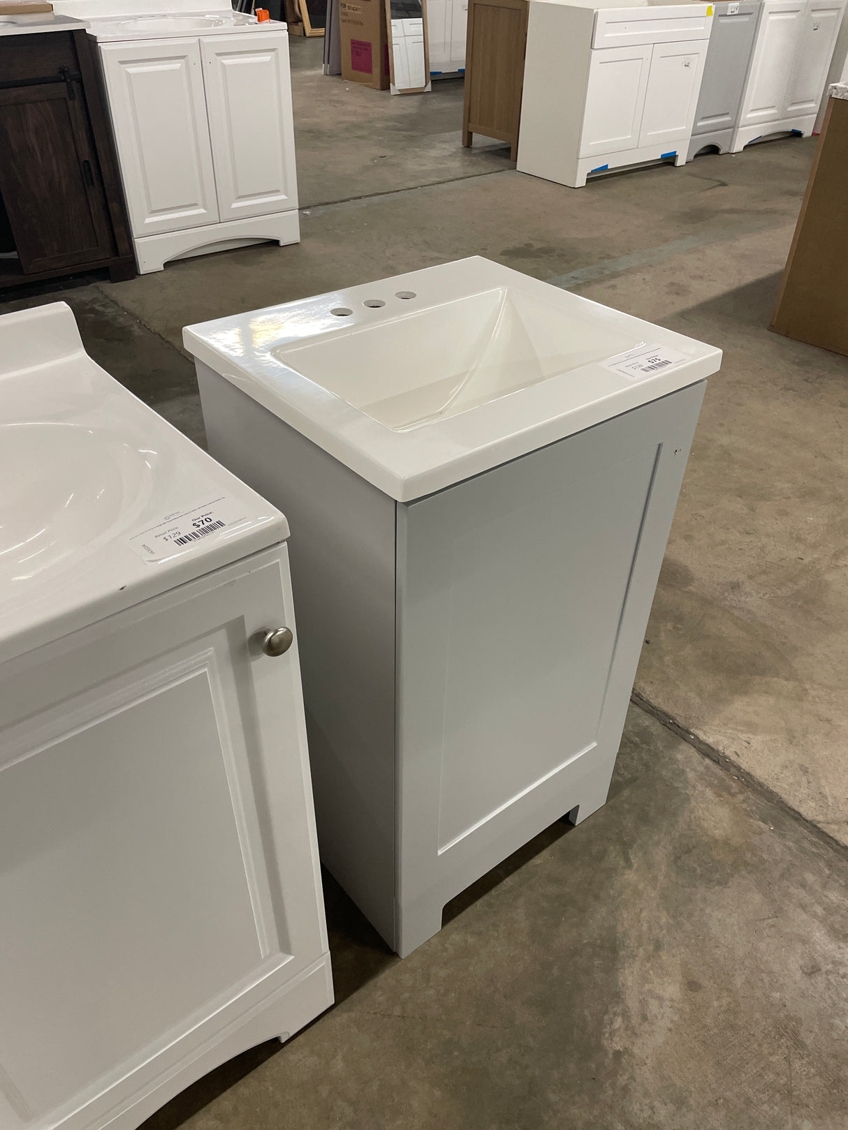 19 in. Single Sink Pearl Gray Bath Vanity with White Cultured Marble Top (Assembled)