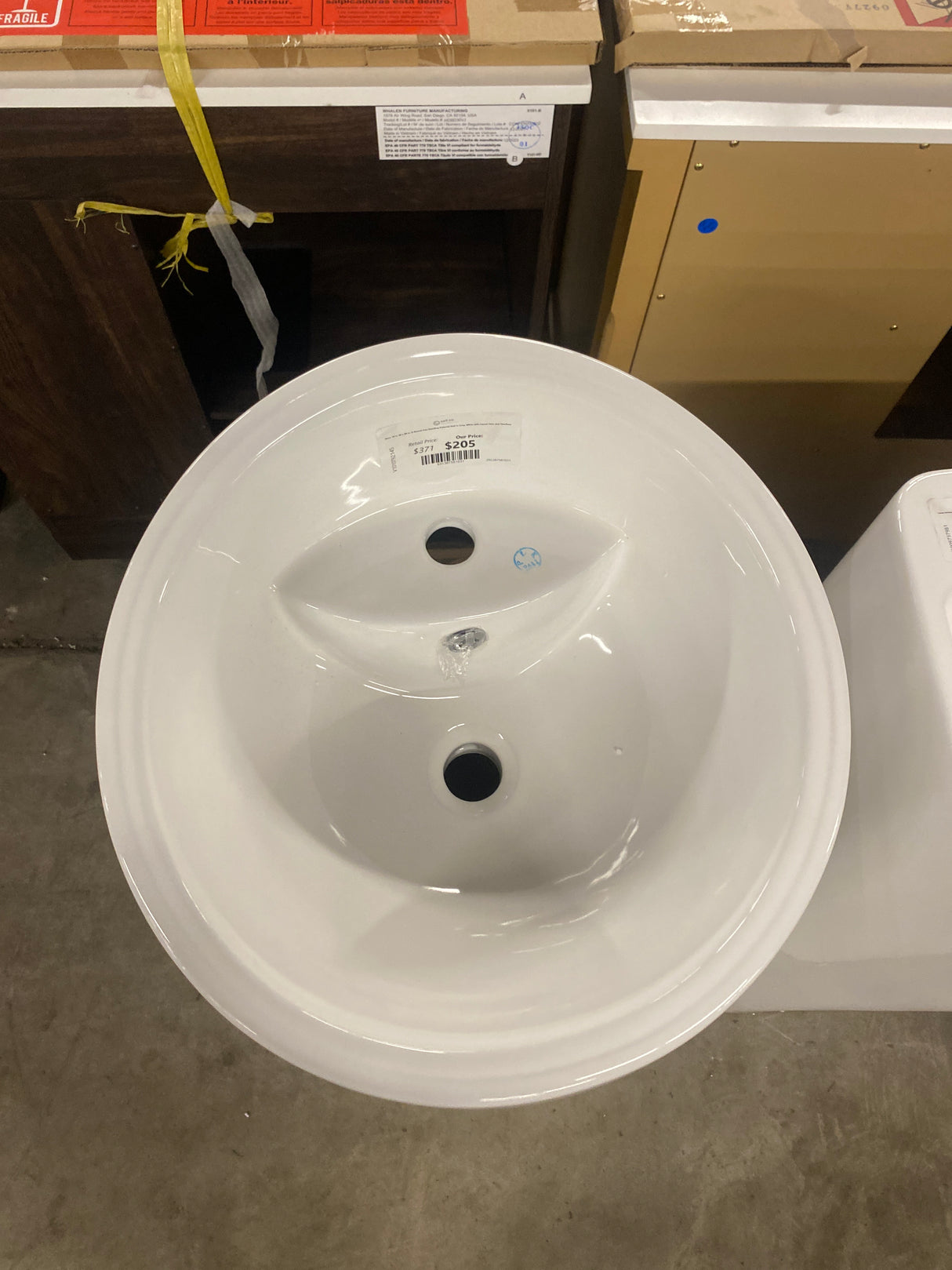 Reno 18 in. W x 38 in. D Round Free Standing Pedestal Sink in Crisp White with Faucet Hole and Overflow