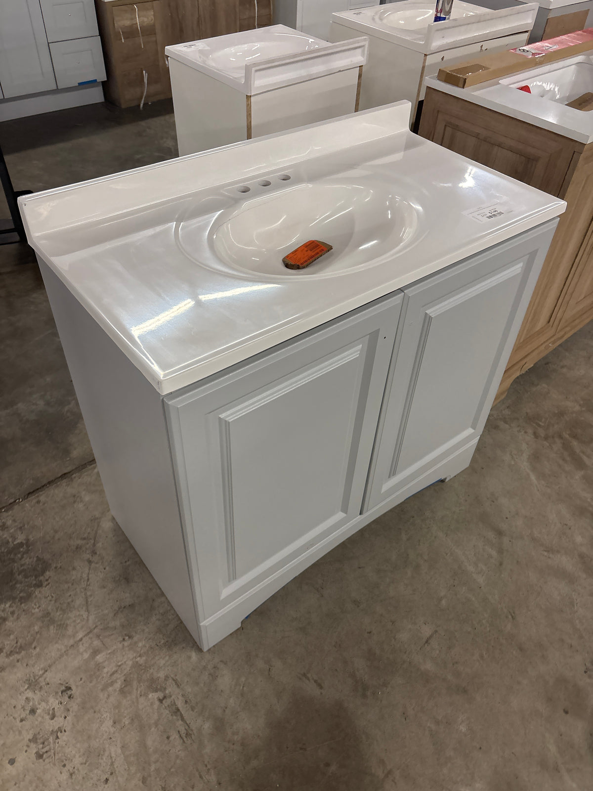 37 in. Single Sink Pearl Gray Bath Vanity with White Cultured Marble Top (Assembled)