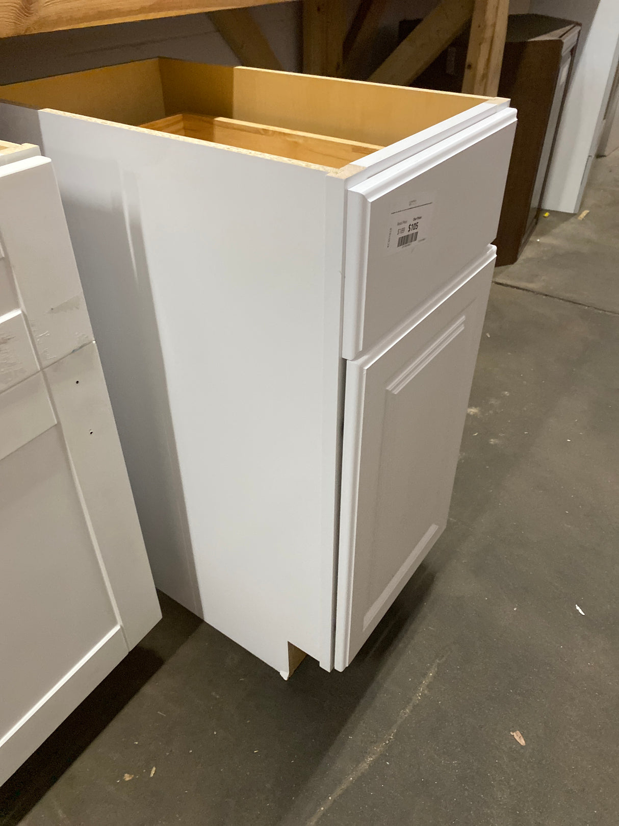 Hampton 15 in. W x 24 in. D x 34.5 in. H Assembled Base Kitchen Cabinet in Satin White with Drawer Glides