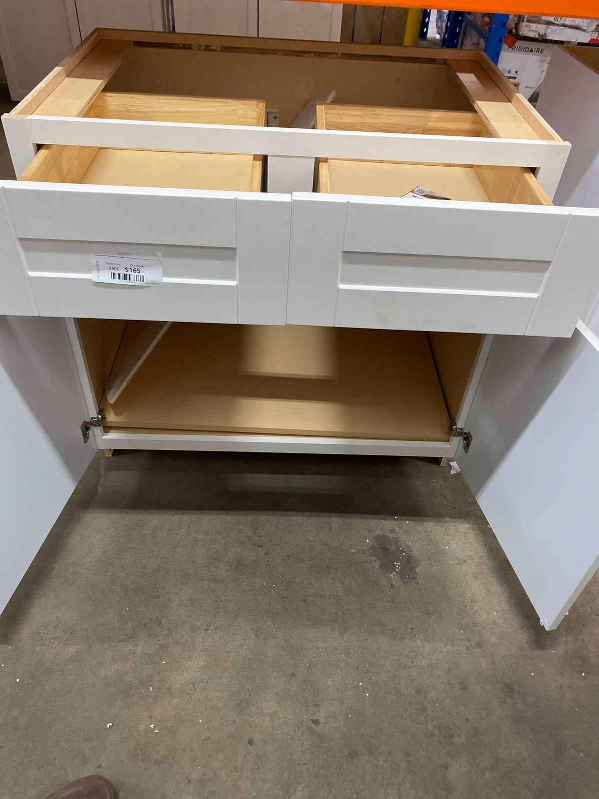 Arlington Vesper White Plywood Shaker Stock Assembled Base Kitchen Cabinet Soft Close 36 in W x 24 in D x 34.5 in H