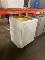 Westfield Feather White Shaker Stock Assembled Base Kitchen Cabinet (24 in. W x 23.75 in. D x 35 in. H)