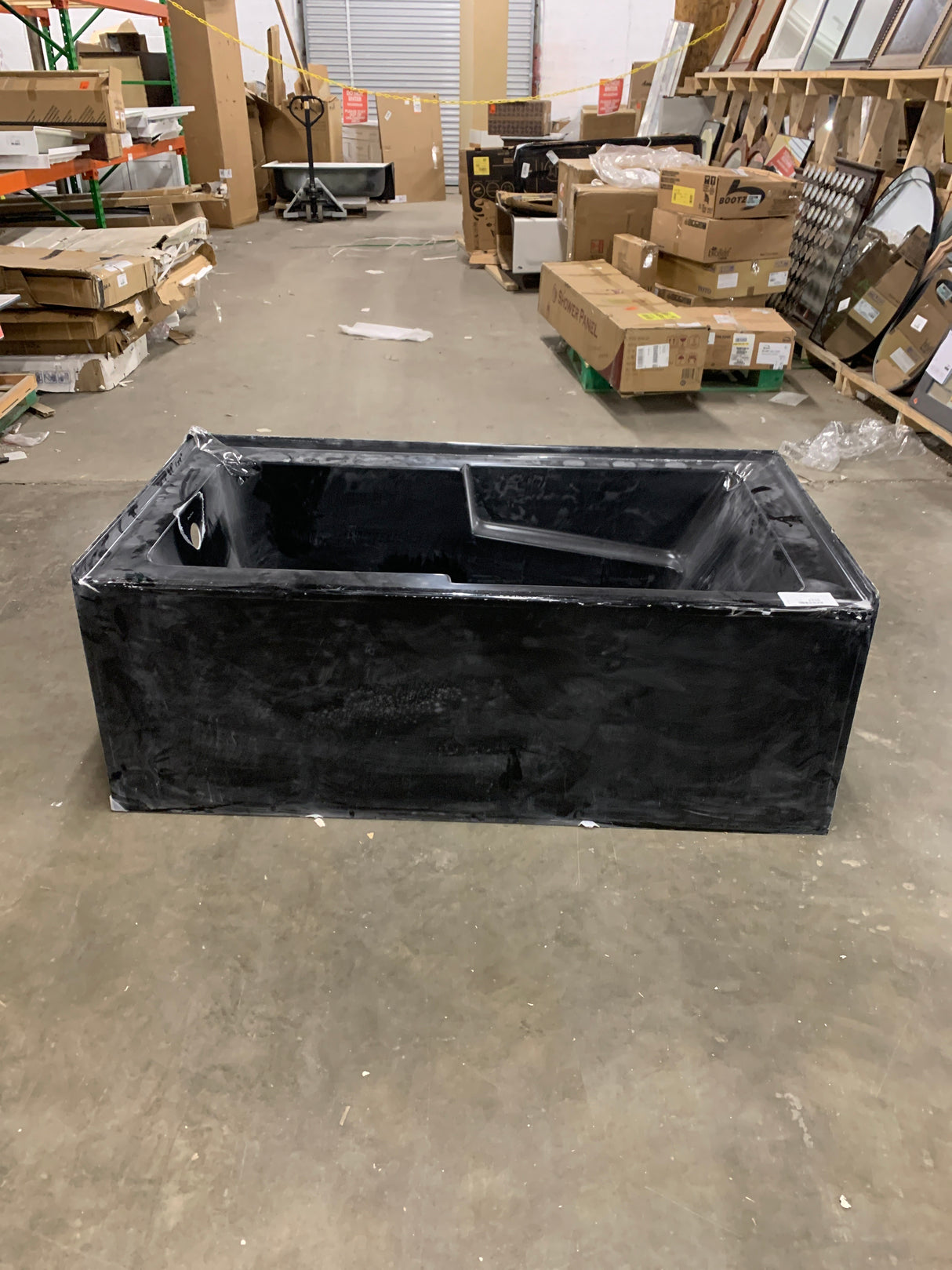 Voltaire 60 in. Left Drain Rectangular Alcove Bathtub in Matte Black