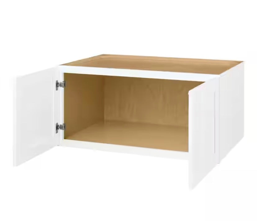Avondale Shaker Alpine White Ready to Assemble Plywood 36 x 18in Wall Bridge Kitchen Cabinet(36 in W x 18 in H x 24in D)