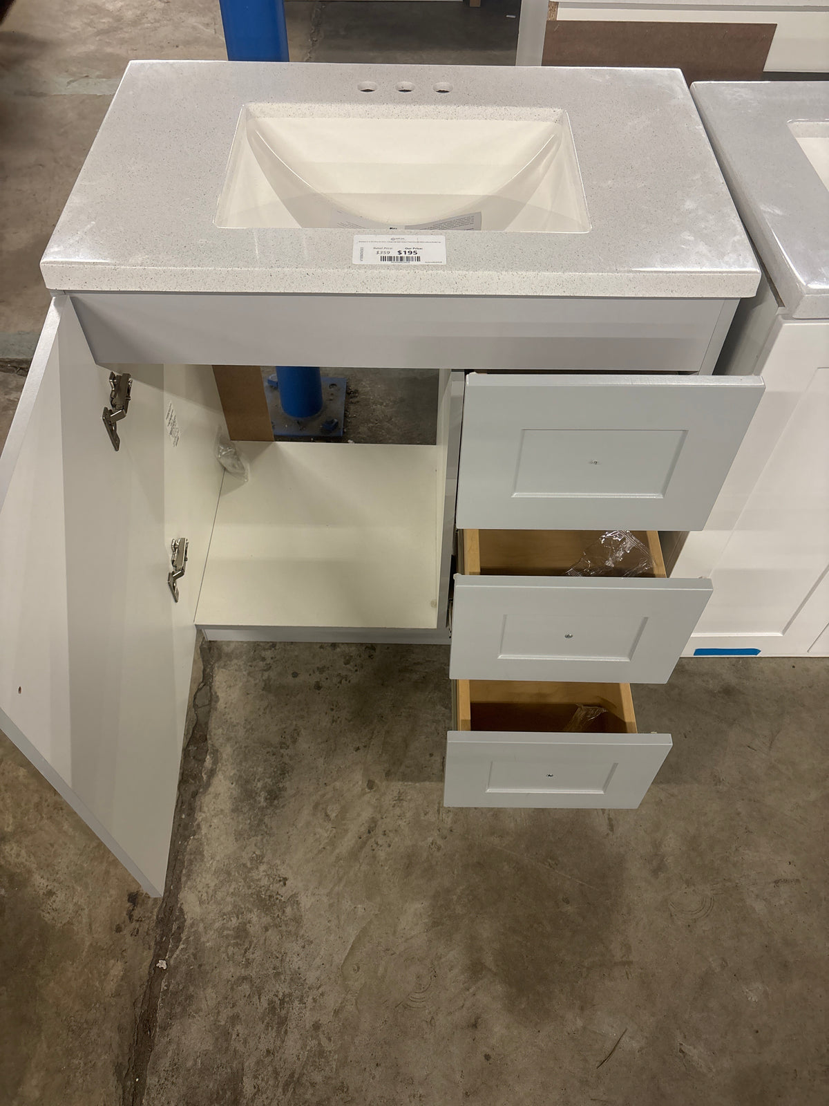 Bannister 31 in. W x 19 in. D x 35 in. H Single Sink Bath Vanity in Pearl Gray with White Cultured Marble Top