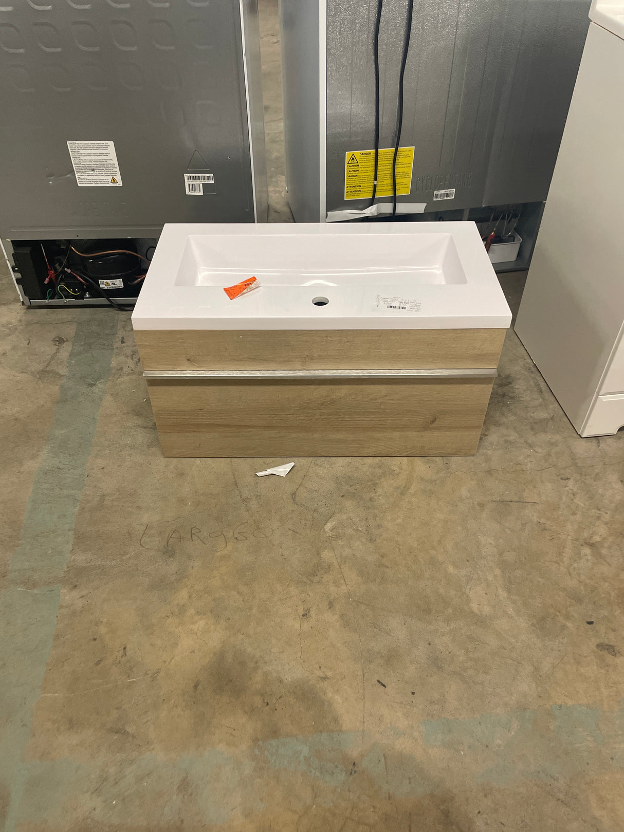 Trough 30 in. W x 16 in. D x 15 in. H Single Sink Wall Bathroom Vanity in Organic with Cultured Marble Top in White