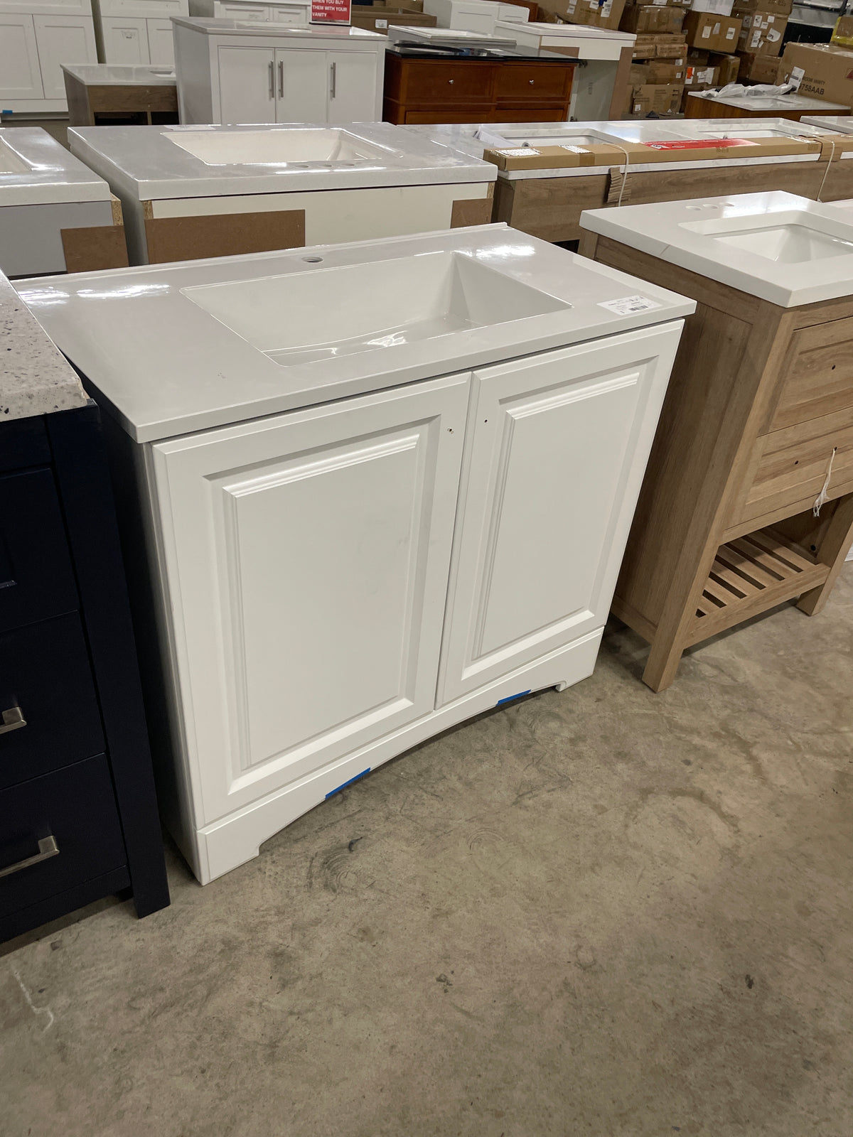 37 in. W x 19 in. D x 33 in. H Bathroom Vanity in White with Top