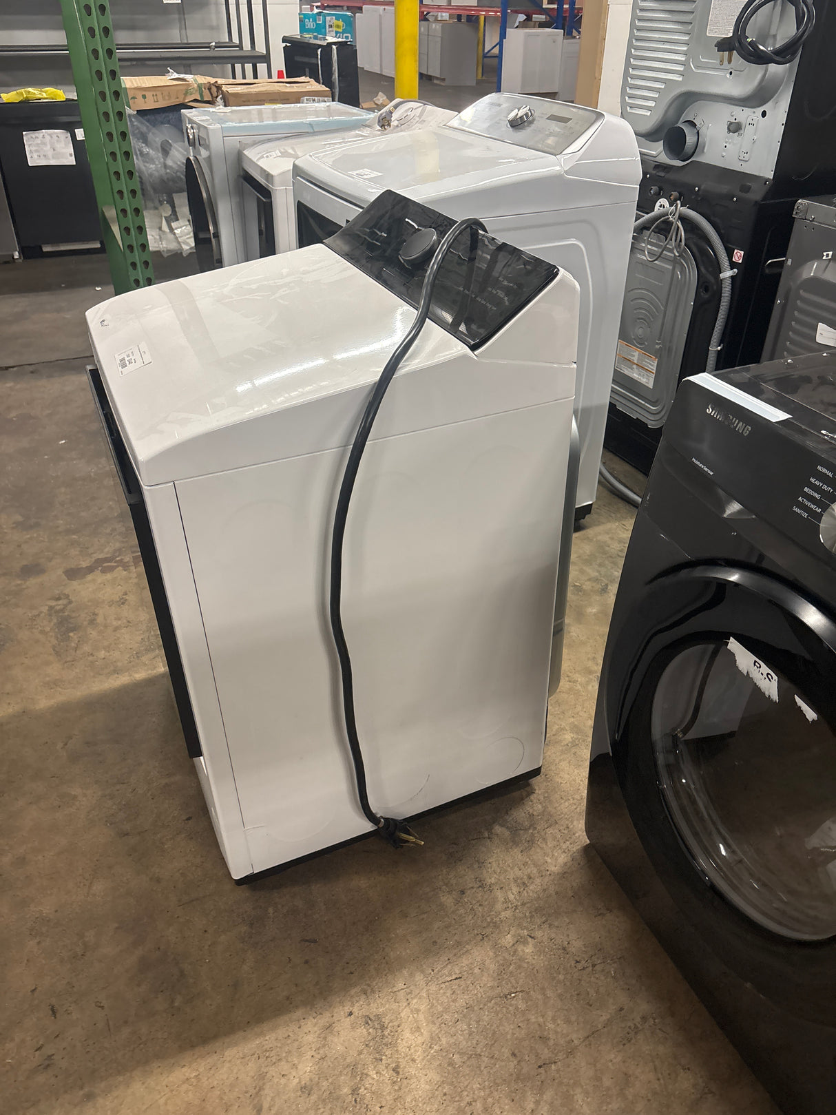 LG 7.3 cu. ft. Rear Control ELECTRIC Dryer with Built-In Intelligence