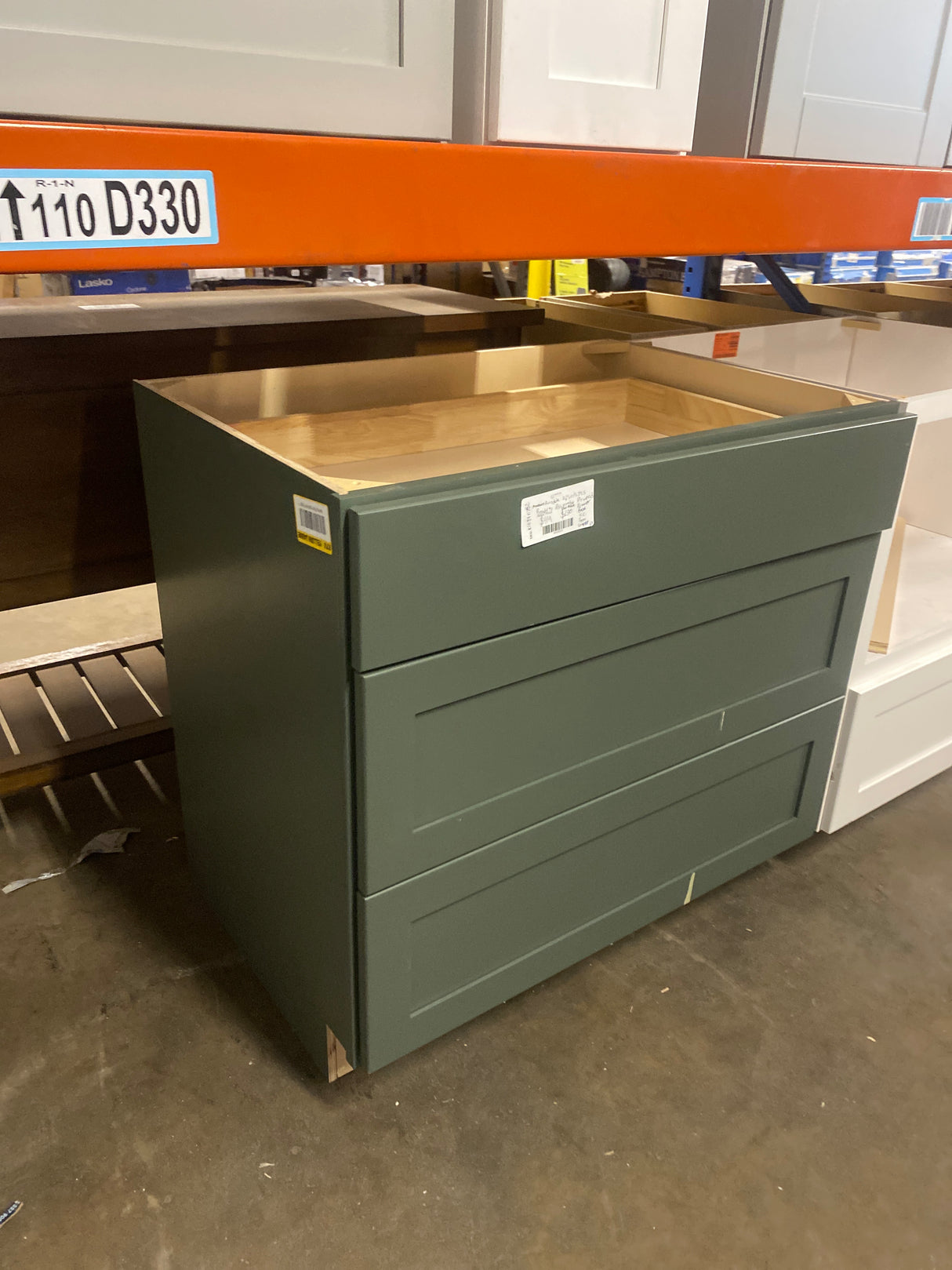 Avondale 36 in. W x 24 in. D x 34.5 in. H Ready to Assemble Plywood Shaker Drawer Base Kitchen Cabinet in Fern Green