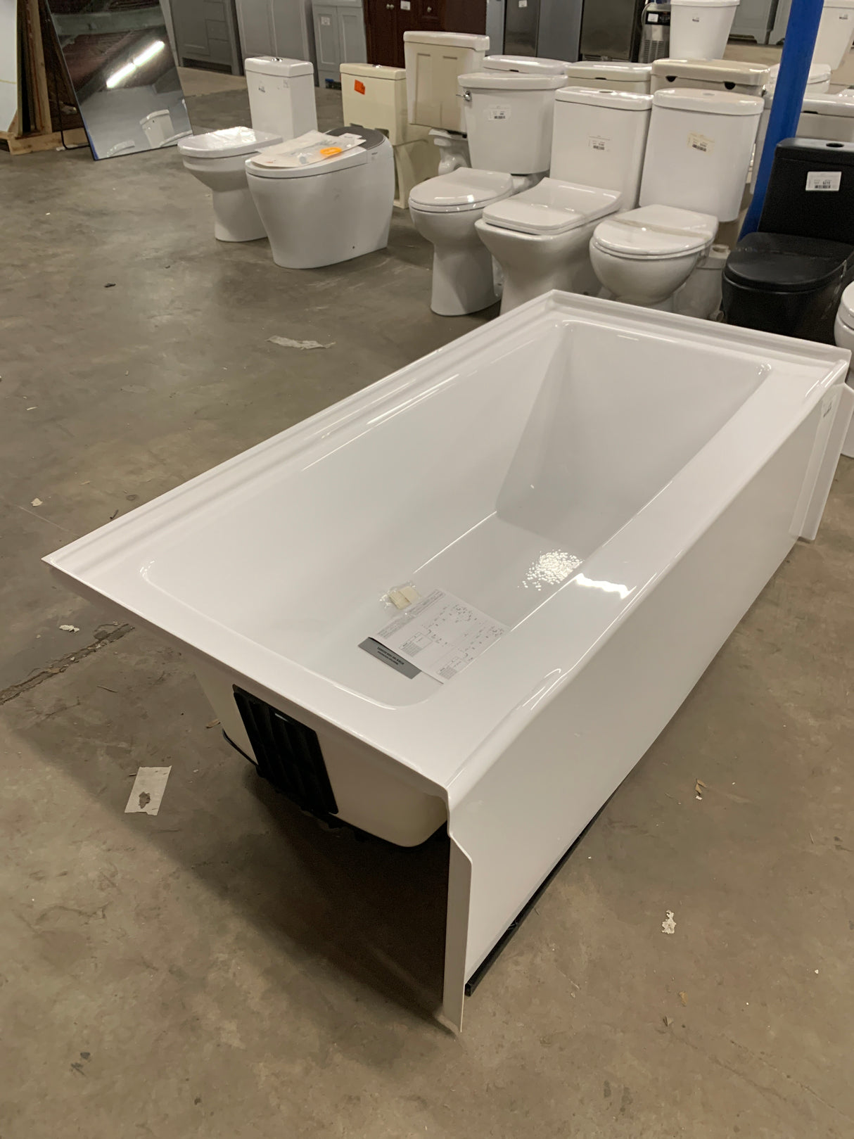 Classic 500 60 in. Left Drain Rectangular Alcove Bathtub in High Gloss White