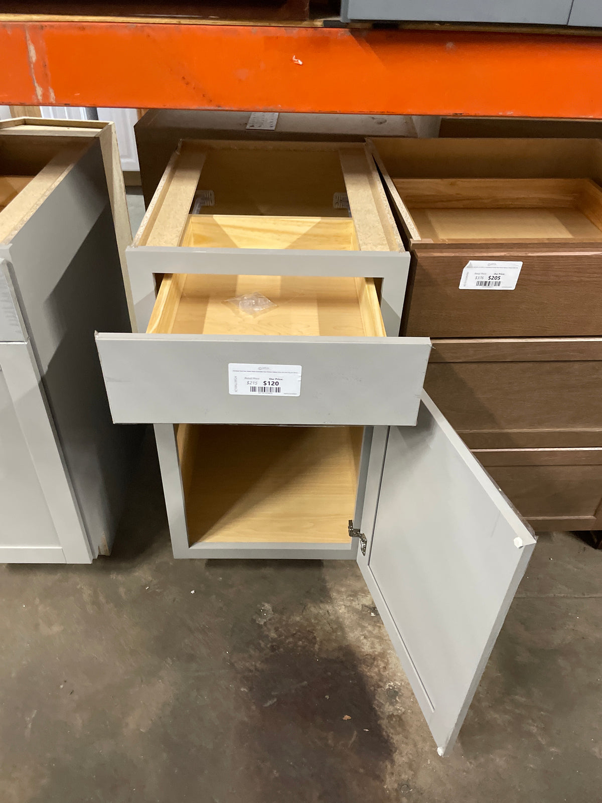 Westfield Dusk Gray Shaker Stock Assembled Base Kitchen Cabinet (18 in. W x 23.75 in. D x 35 in.)