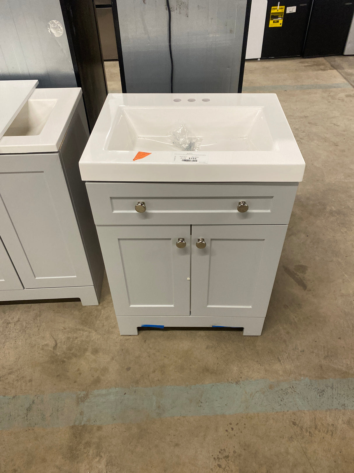 Everdean 25 in. W x 19 in. D x 34 in. H Single Sink Bath Vanity in Pearl Gray with White Cultured Marble Top