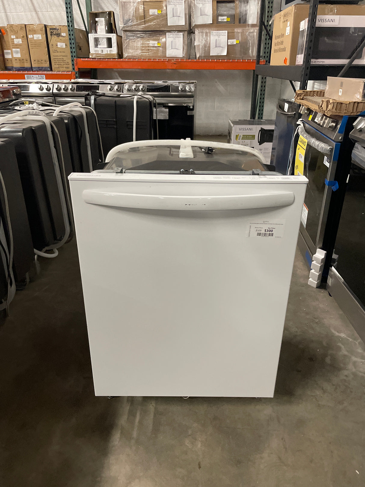 24 in Top Control Built In Tall Tub Dishwasher with Plastic Tub in White with 4-cycles