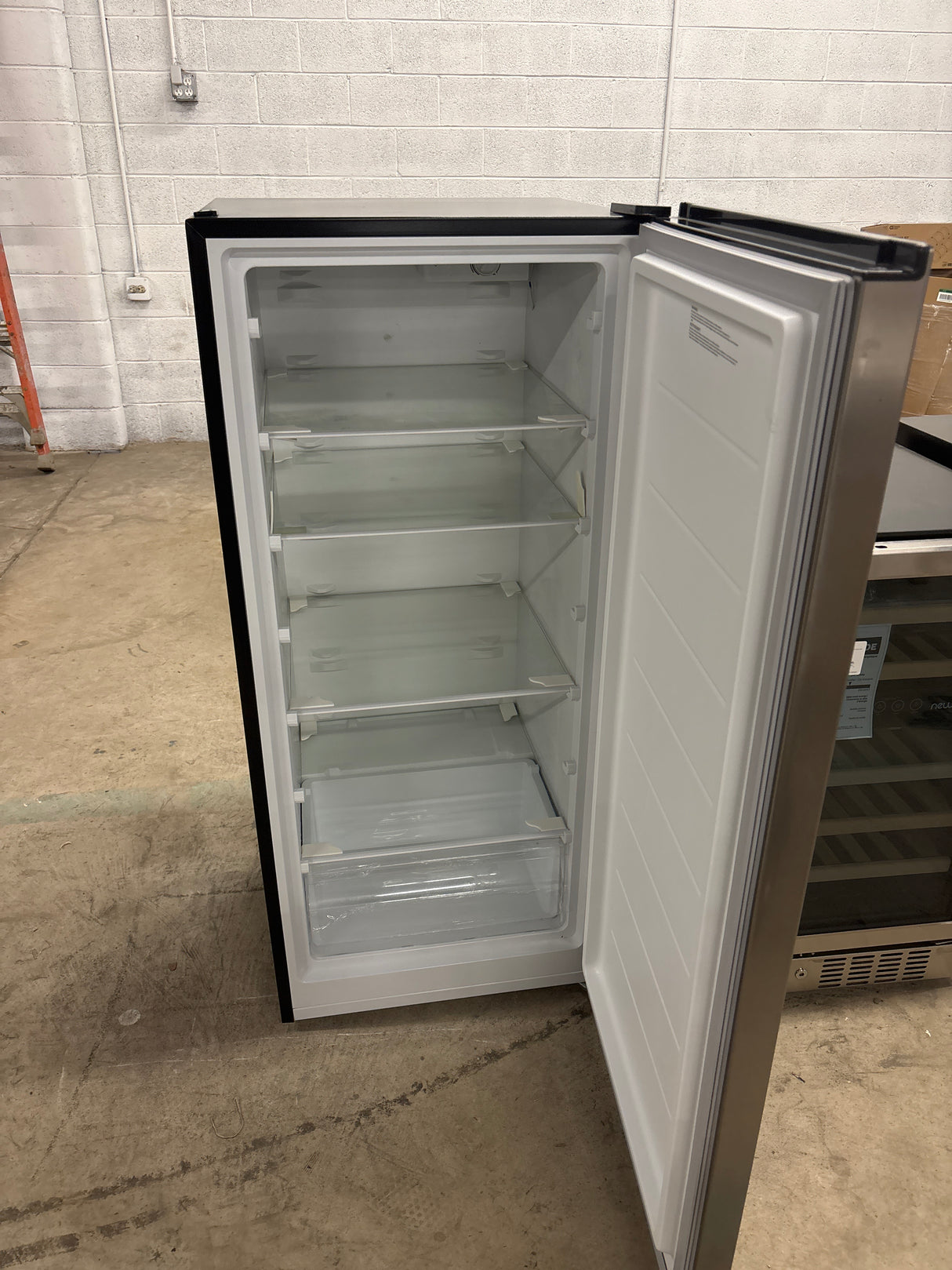 7.1 cu. ft. Manual Defrost Convertible Upright Freezer in Stainless Steel Look