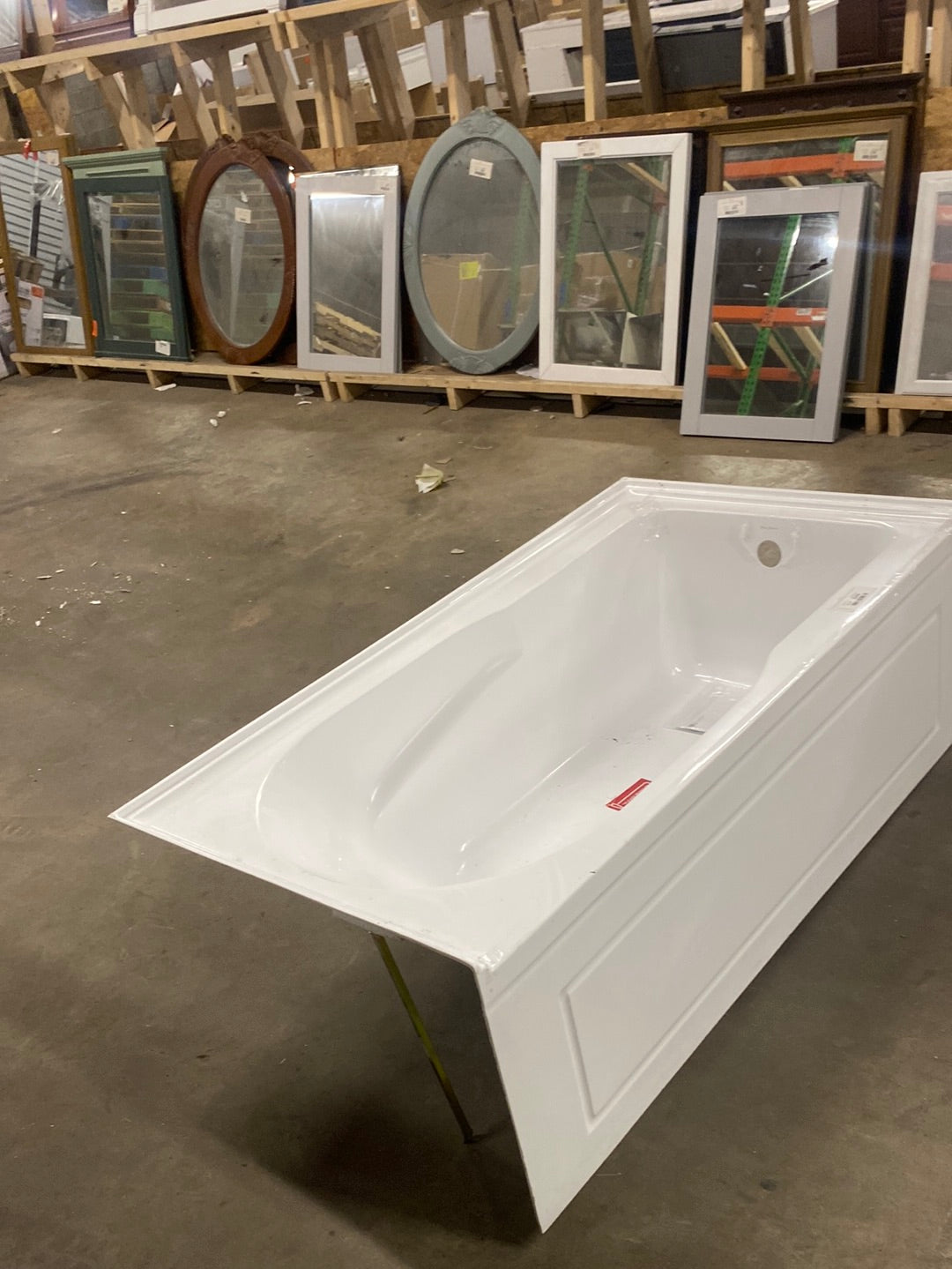 Concorde 60 in. Right Drain Rectangular Alcove Bathtub in Glossy White