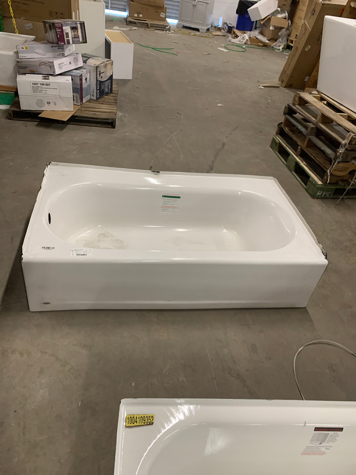 Princeton Luxury Ledge 5 ft. Americast Left-Hand Drain Drop-in Rectangular Bathtub in White