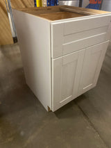 Arlington Vesper White Plywood Shaker Stock Assembled Base Kitchen Cabinet Soft Close 24 in. W x 24 in. D x 34.5 in. H