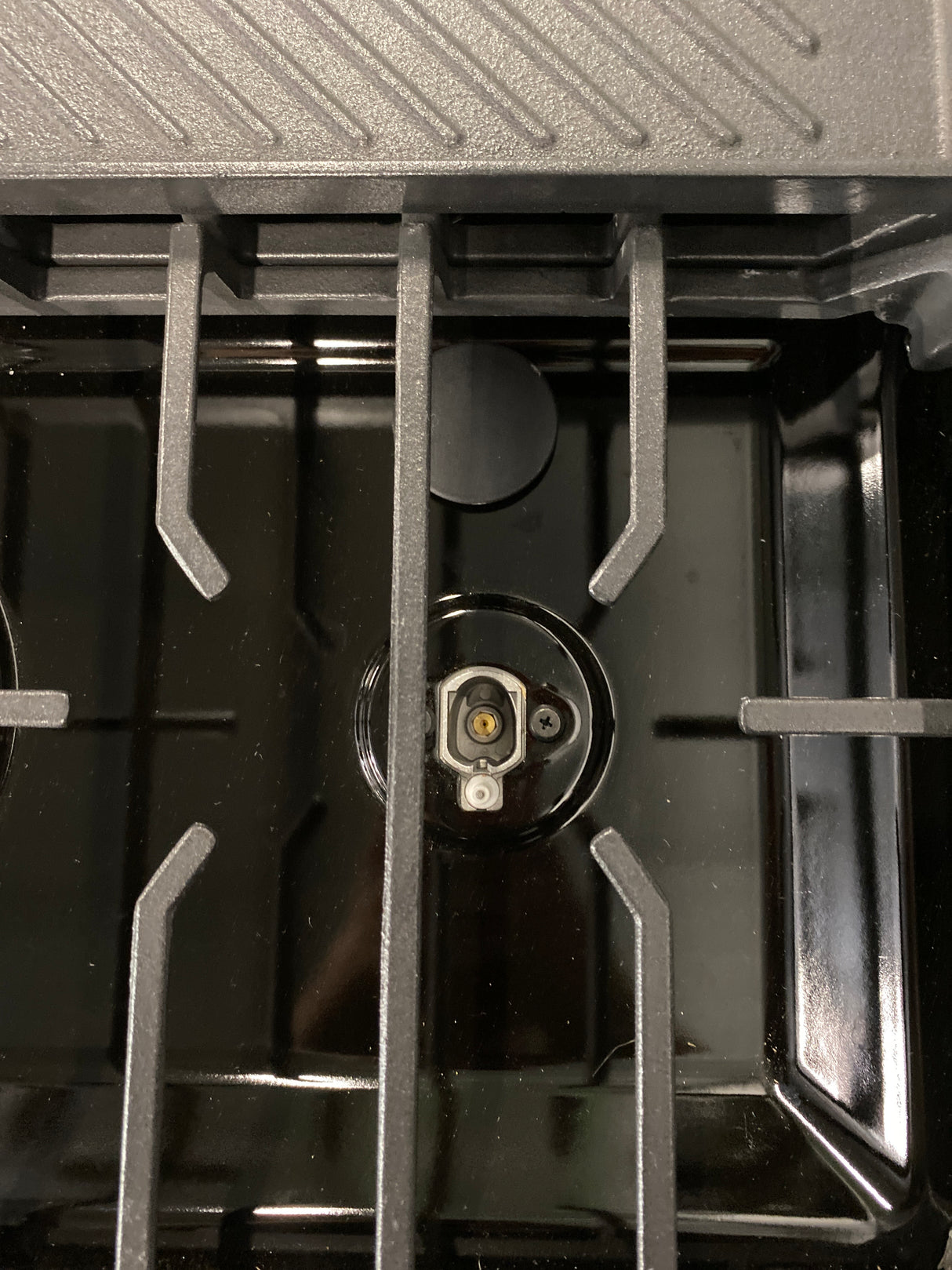Samsung 6.0 cu. ft. Bespoke Smart Slide-In Gas Range with Illuminated Precision Knobs, No Preheat Air Fry Max and True Convection (missing back right burner)