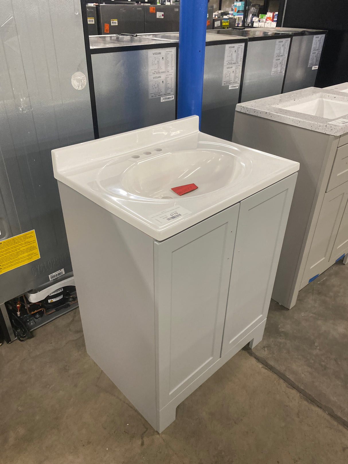 Oakley 25 in. Single Sink Pearl Gray Bath Vanity with White Cultured Marble Top (Assembled)