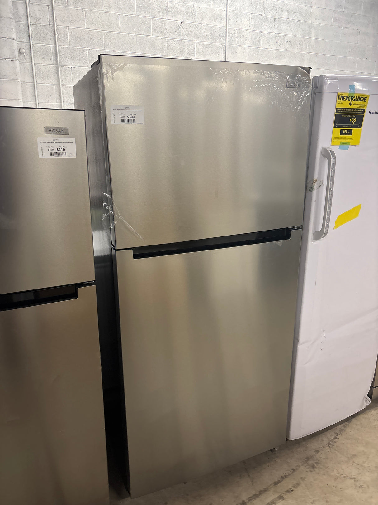 18.1 cu. ft. Top Freezer Refrigerator in Fingerprint Resistant Stainless Look, Garage Ready