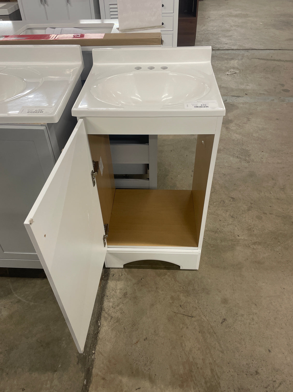 19 in. W x 18 in. D x 34 in. H Single Sink Freestanding Bath Vanity in White with White Cultured Marble Top