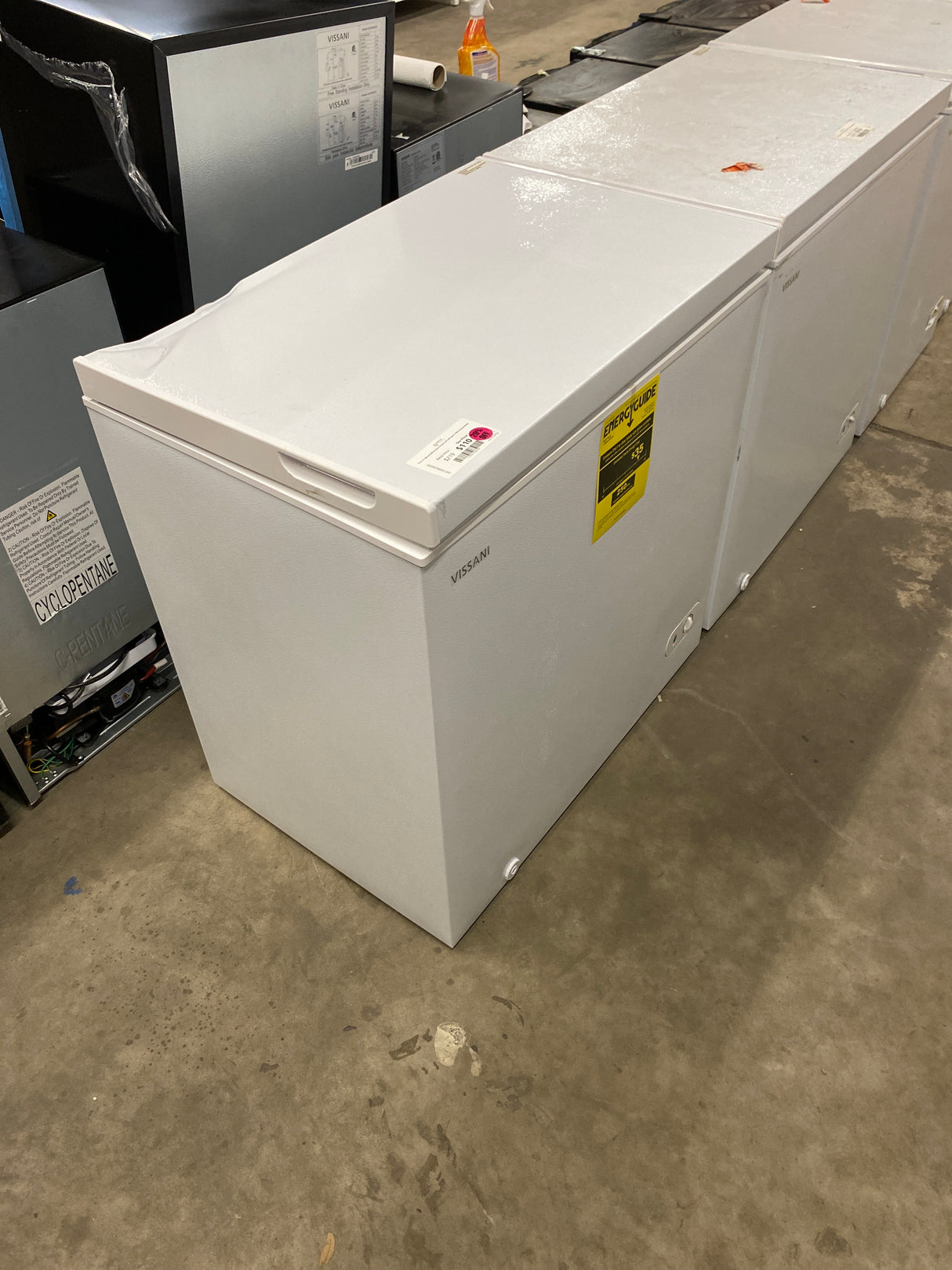 7.0 cu. ft. Manual Defrost Chest Freezer with LED Light in White Garage Ready