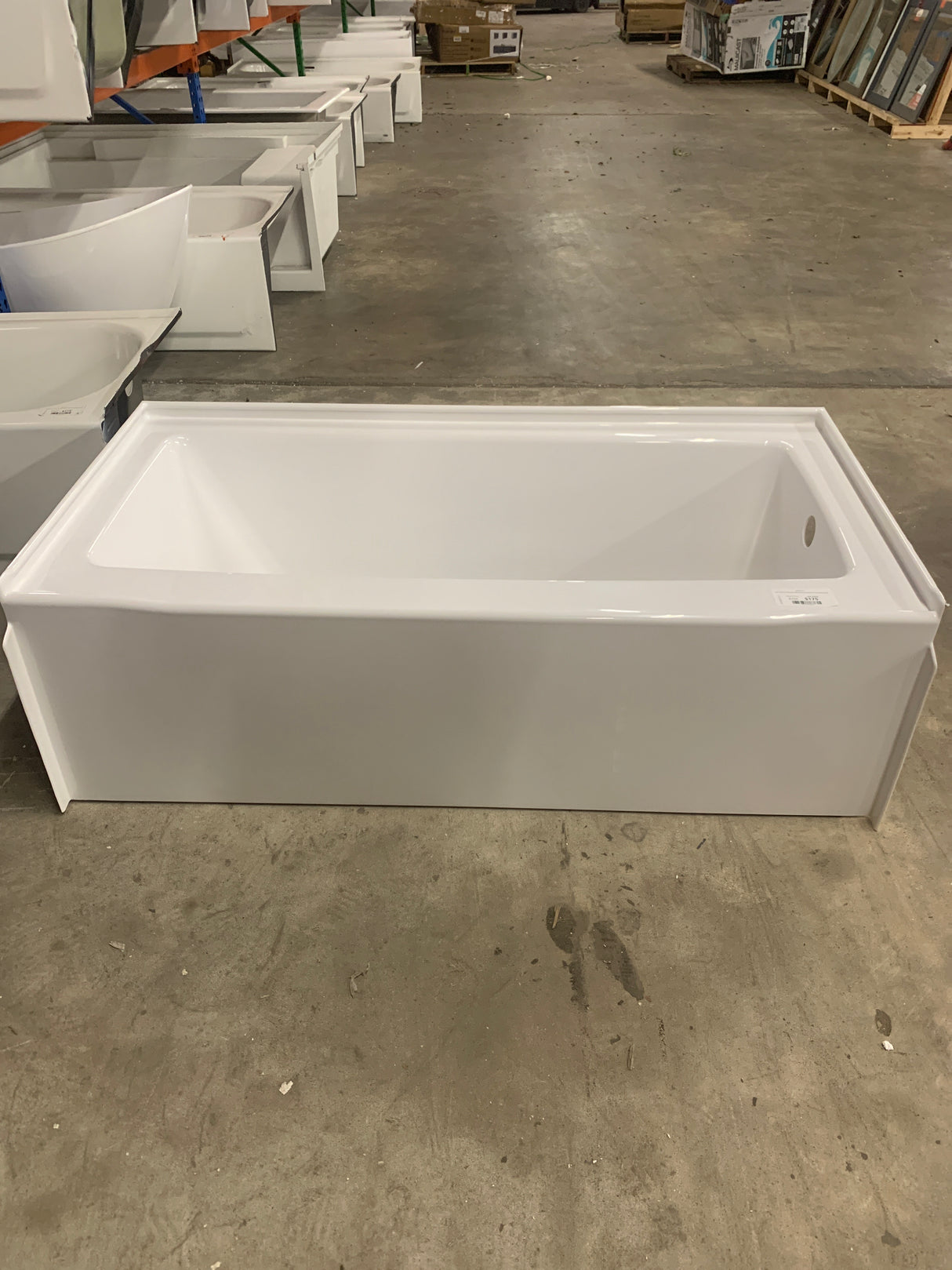 Classic 500 60 in. Right Drain Rectangular Alcove Bathtub in High Gloss White