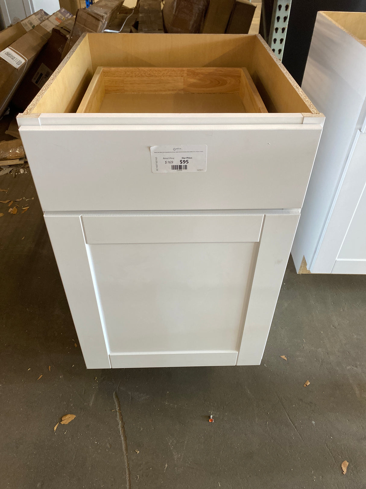 Shaker Satin White Stock Assembled Base Kitchen Cabinet with Ball-Bearing Drawer Glides (21 in. x 34.5 in. x 24 in.)